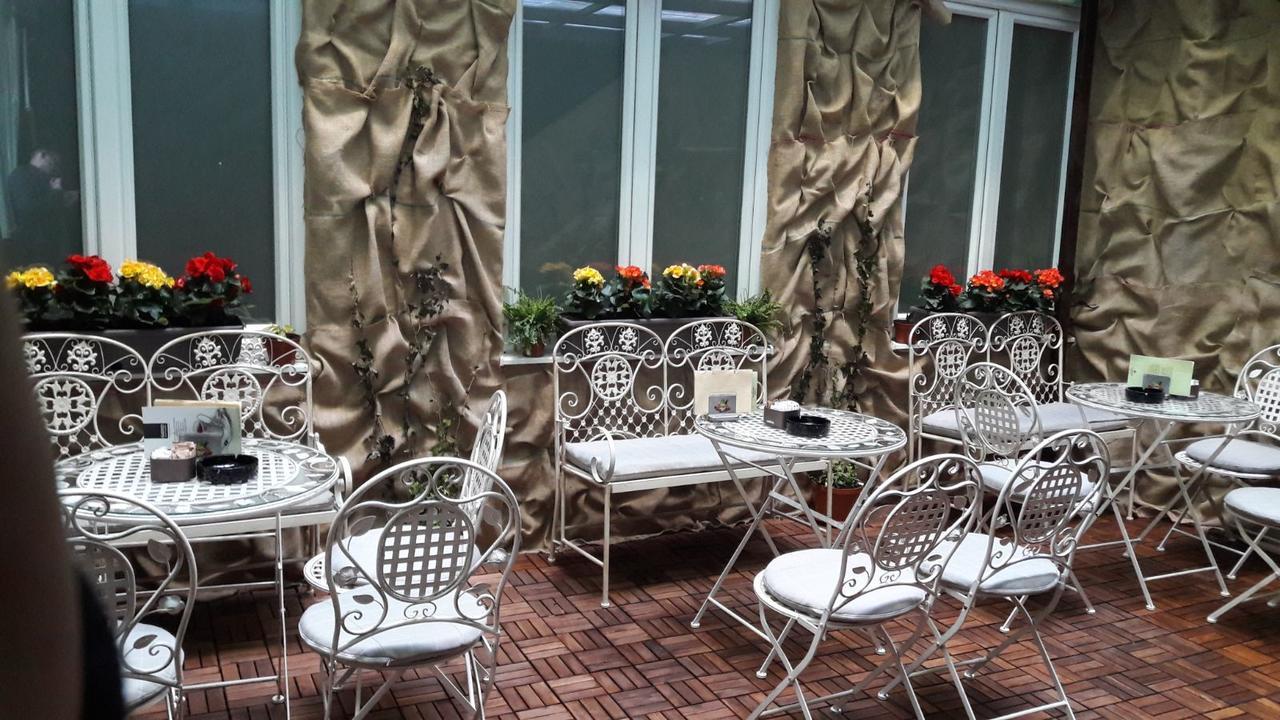 Boutique Hostel Kings N' Queens 자그레브 외부 사진