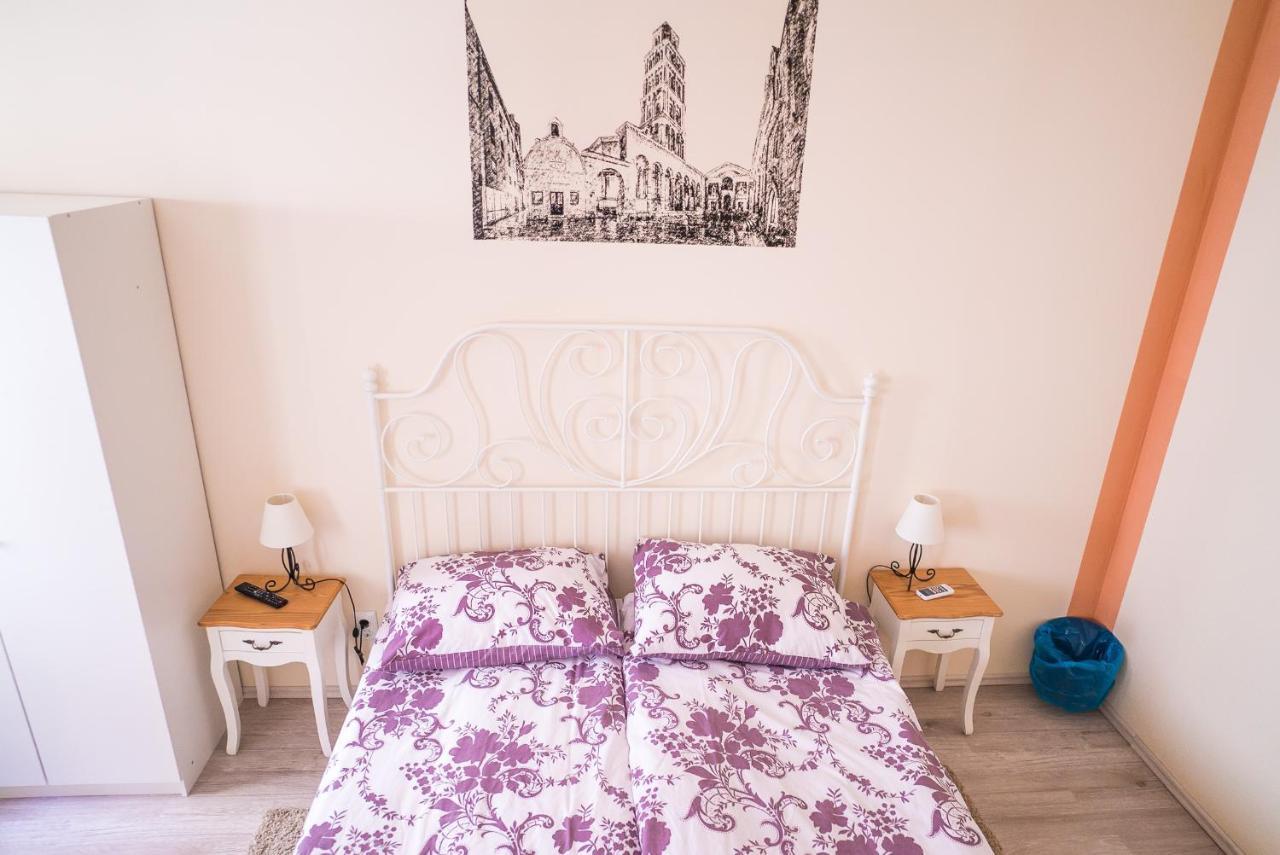 Boutique Hostel Kings N' Queens 자그레브 외부 사진